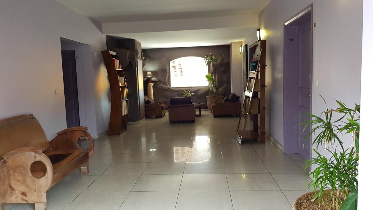 Residence Hoteliere Du Phare Libreville Eksteriør bilde