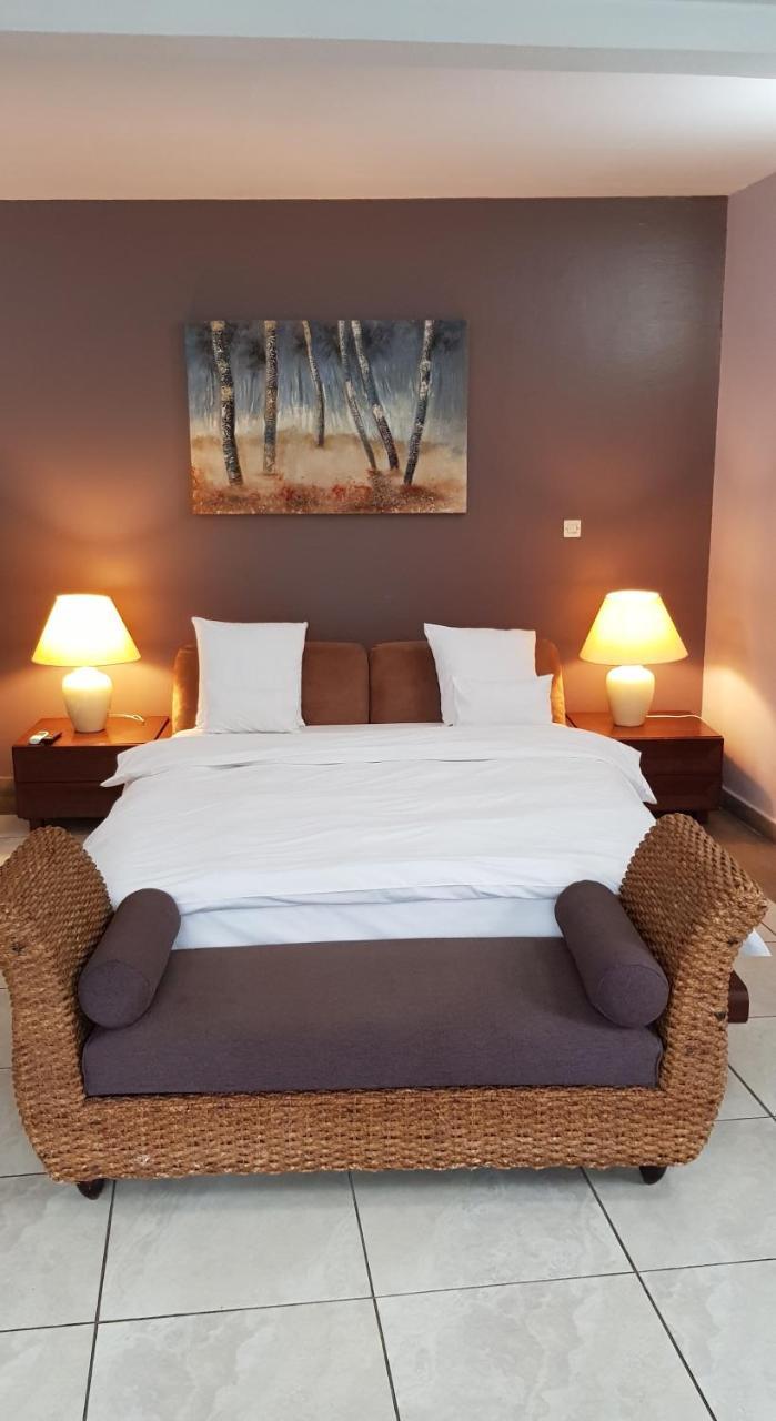 Residence Hoteliere Du Phare Libreville Eksteriør bilde