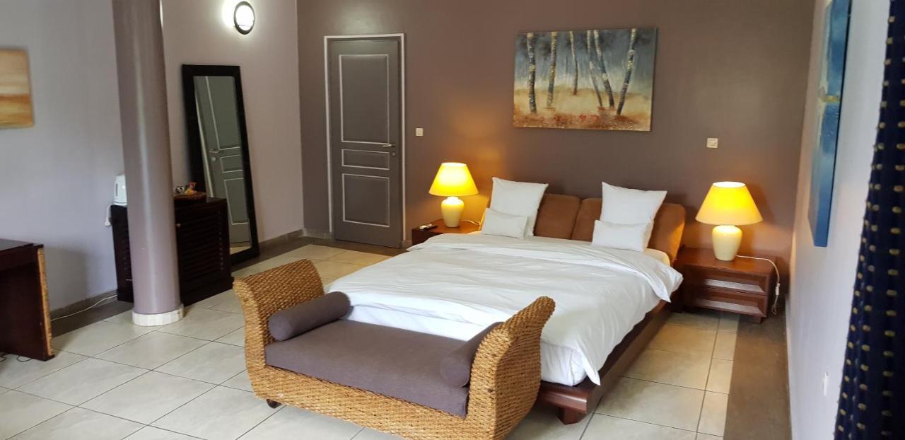 Residence Hoteliere Du Phare Libreville Eksteriør bilde