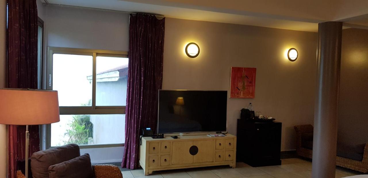 Residence Hoteliere Du Phare Libreville Eksteriør bilde